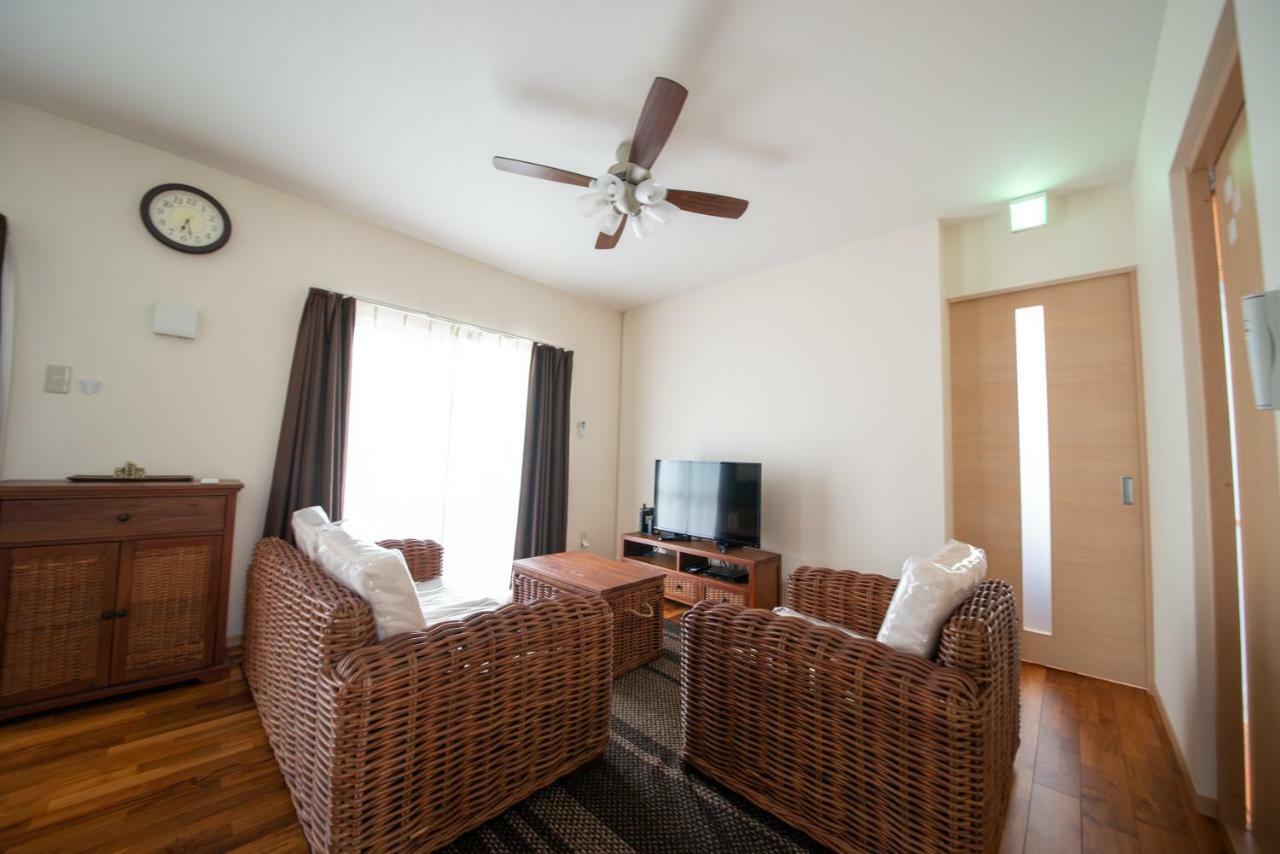 Вилла Pine House In Ishigaki Ishigaki  Экстерьер фото