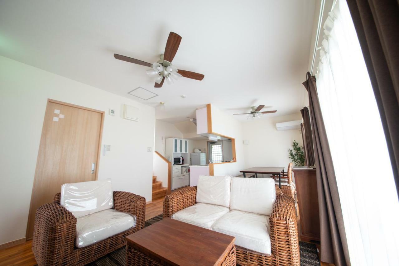 Вилла Pine House In Ishigaki Ishigaki  Экстерьер фото