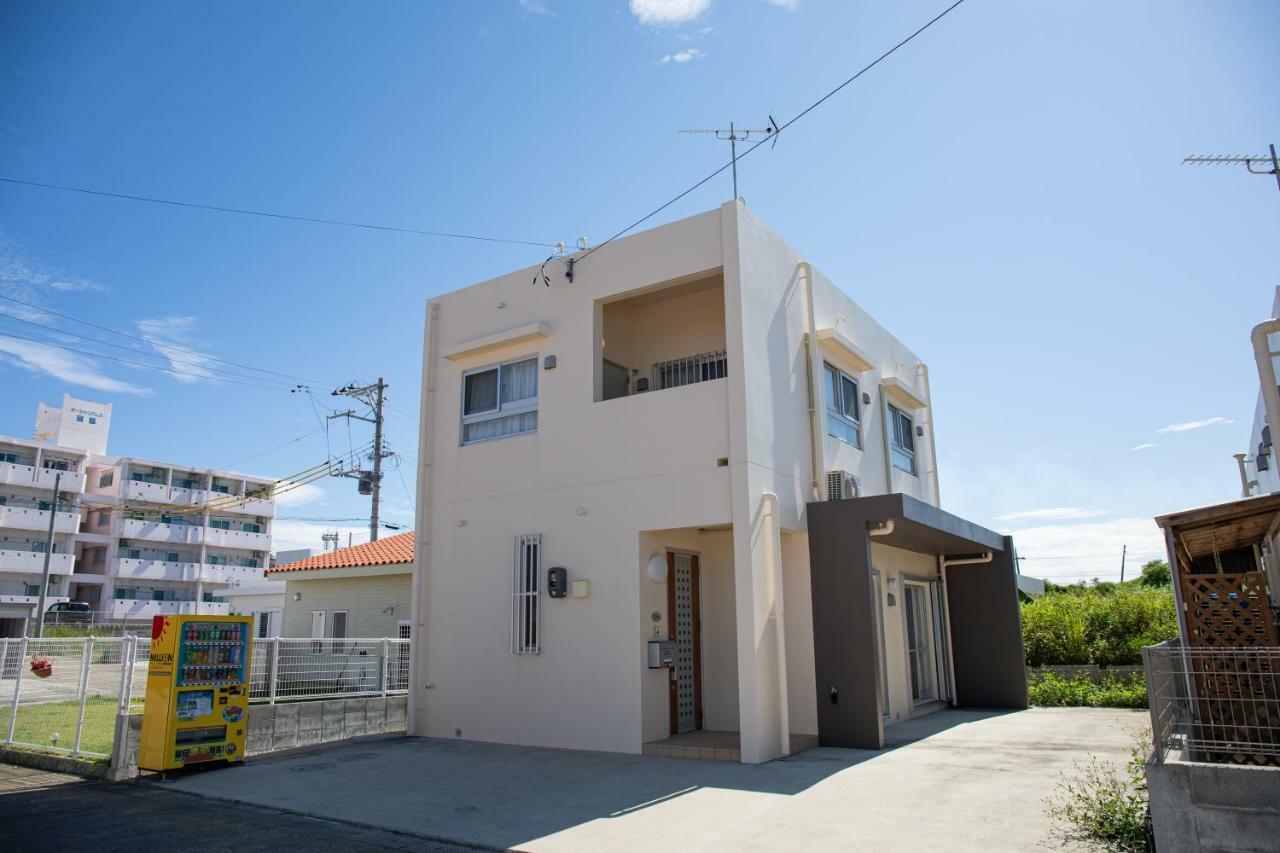 Вилла Pine House In Ishigaki Ishigaki  Экстерьер фото